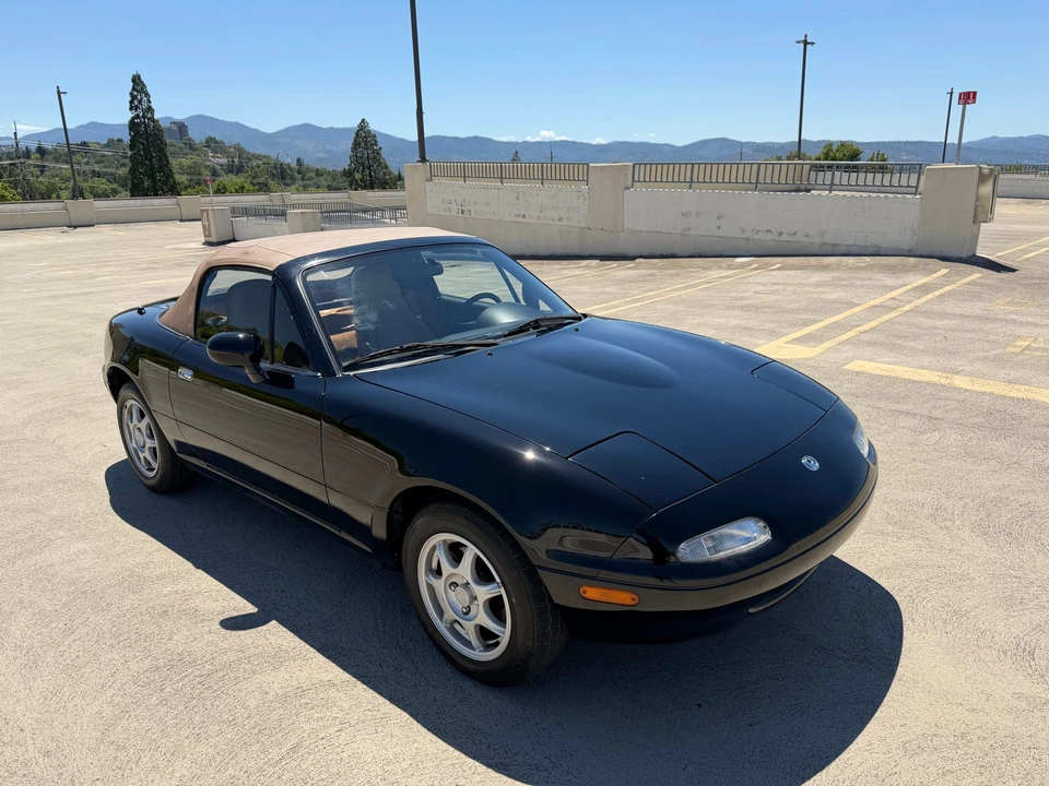 1997 Mazda NA MX-5 Miata - Image 16 of 31