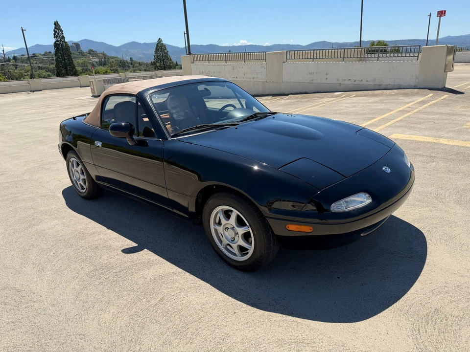 1997 Mazda NA MX-5 Miata - Image 17 of 31