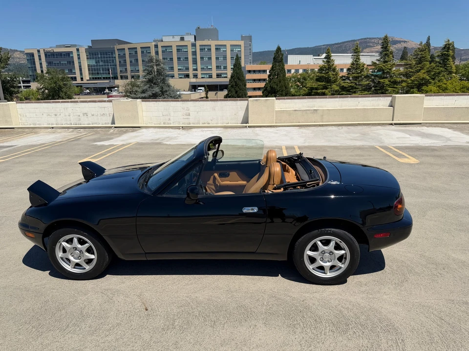 1997 Mazda NA MX-5 Miata - Image 8 of 31