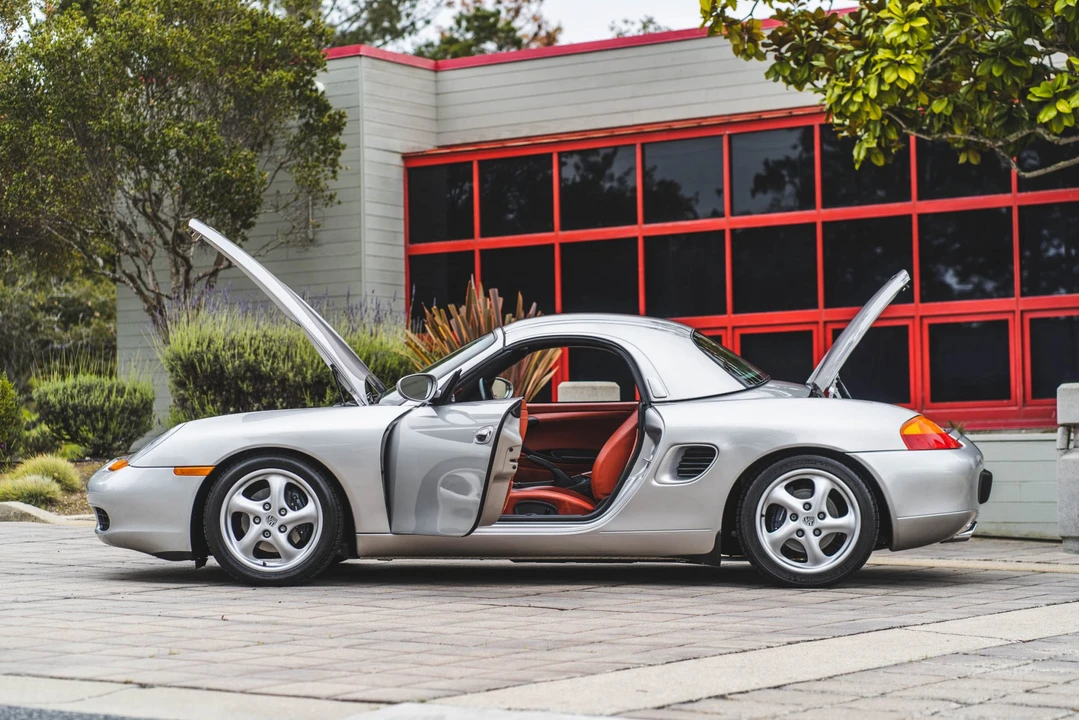 1997 Porsche 986 Boxster - Image 28 of 31