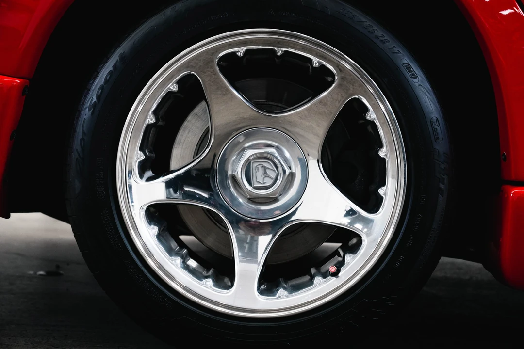1998 Dodge Viper GTS 2nd Gen - Image 28 of 31