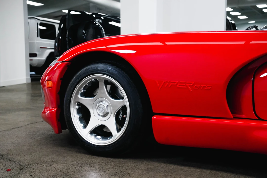 1998 Dodge Viper GTS 2nd Gen - Image 22 of 31