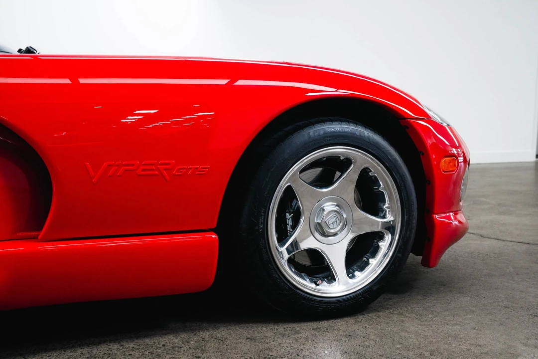1998 Dodge Viper GTS 2nd Gen - Image 23 of 31