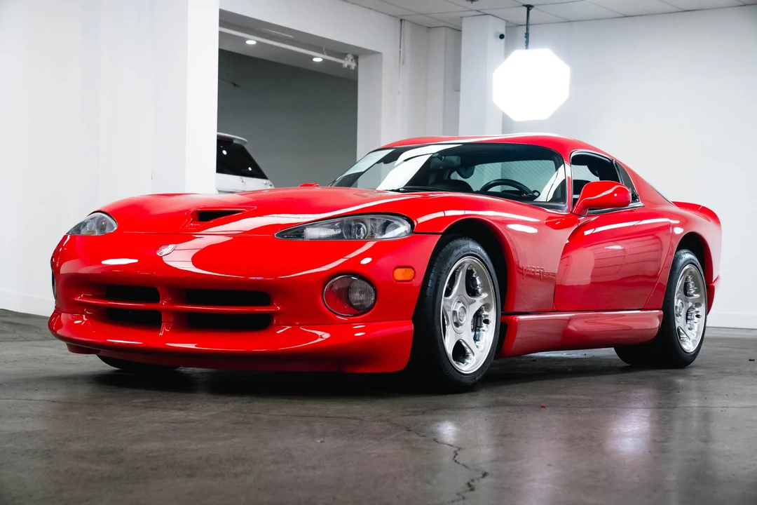 1998 Dodge Viper GTS 2nd Gen - Image 2 of 31