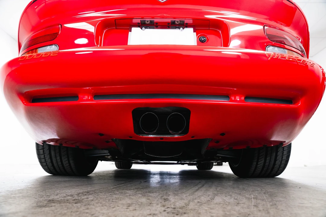 1998 Dodge Viper GTS 2nd Gen - Image 18 of 31