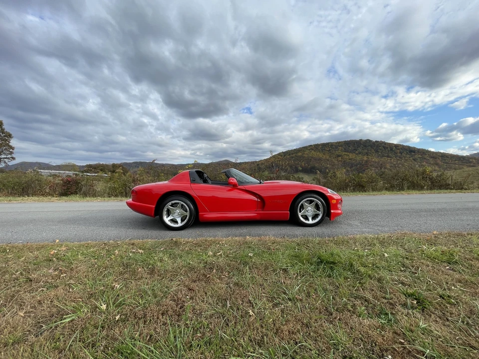 1998 Dodge Viper 2nd Gen - Image 16 of 31