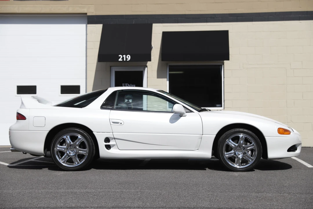1998 Mitsubishi 3000GT Series 3 - Image 13 of 31