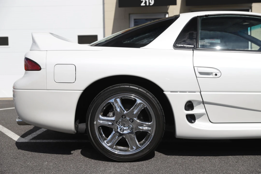 1998 Mitsubishi 3000GT Series 3 - Image 19 of 31