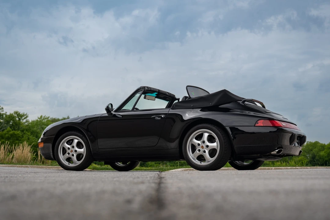 1998 Porsche 993 Carrera - Image 24 of 31