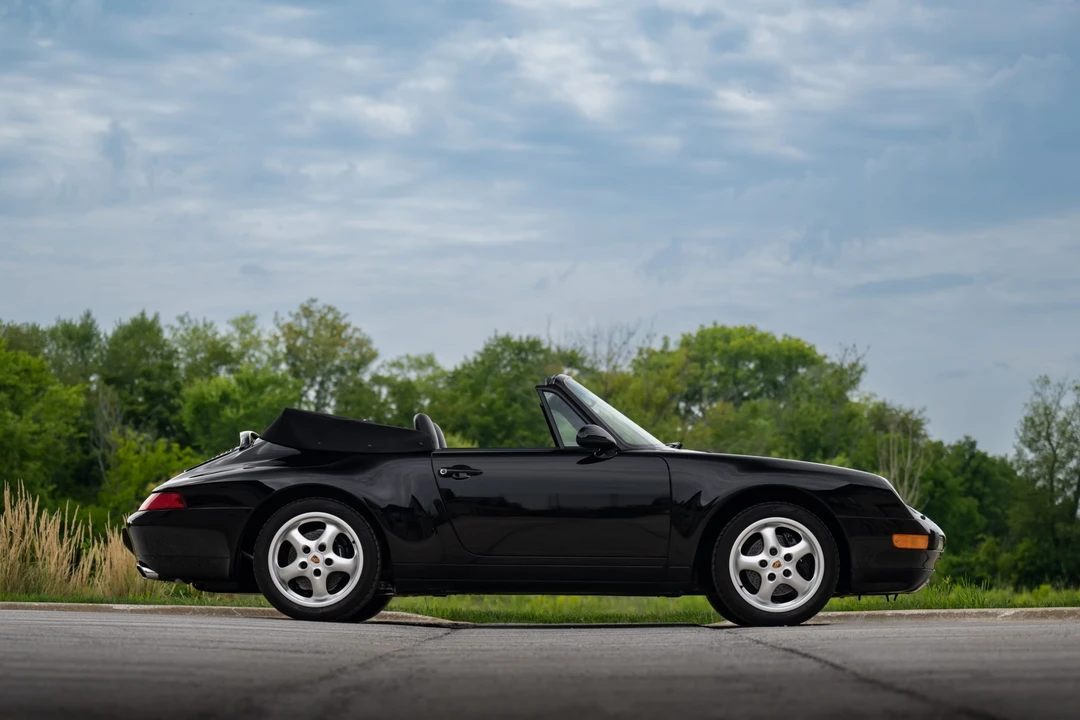 1998 Porsche 993 Carrera - Image 12 of 31