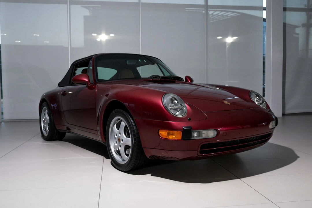 1998 Porsche 993 Carrera - Image 8 of 31