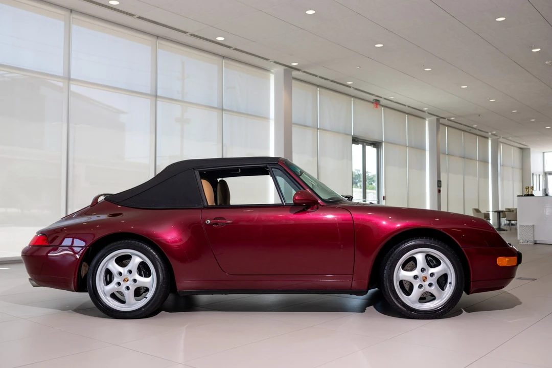 1998 Porsche 993 Carrera - Image 16 of 31