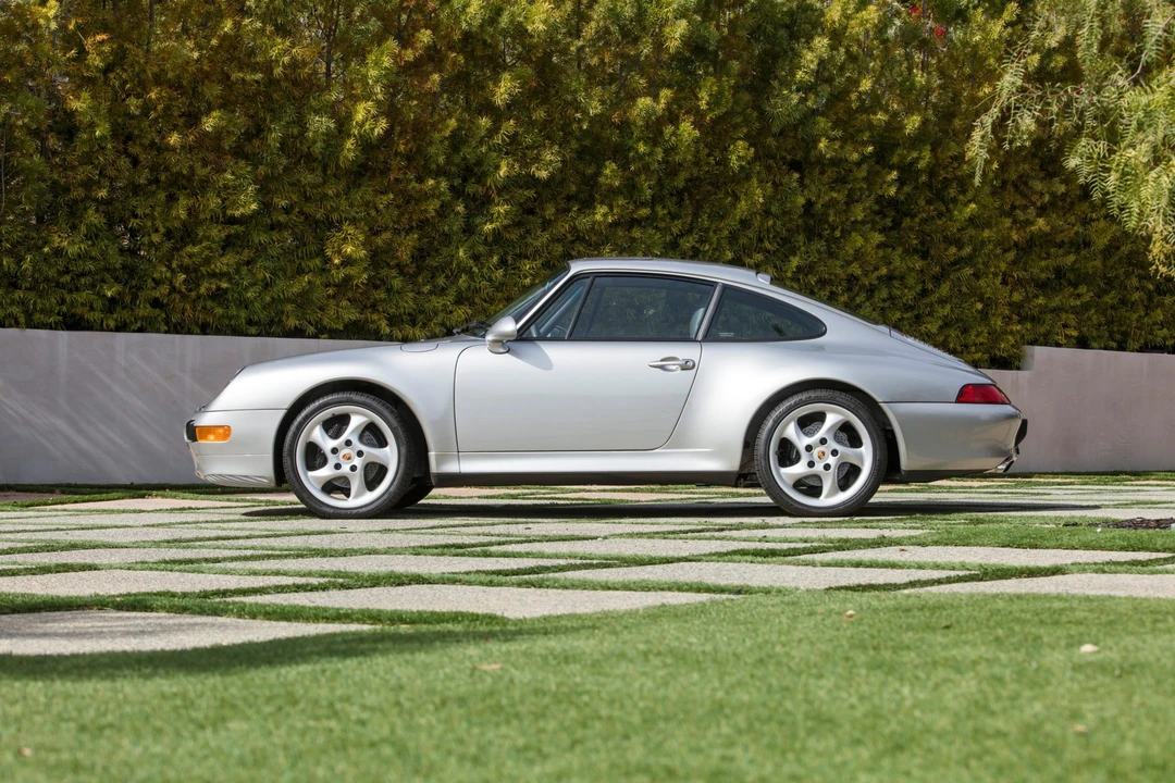 1998 Porsche 993 Carrera - Image 14 of 31