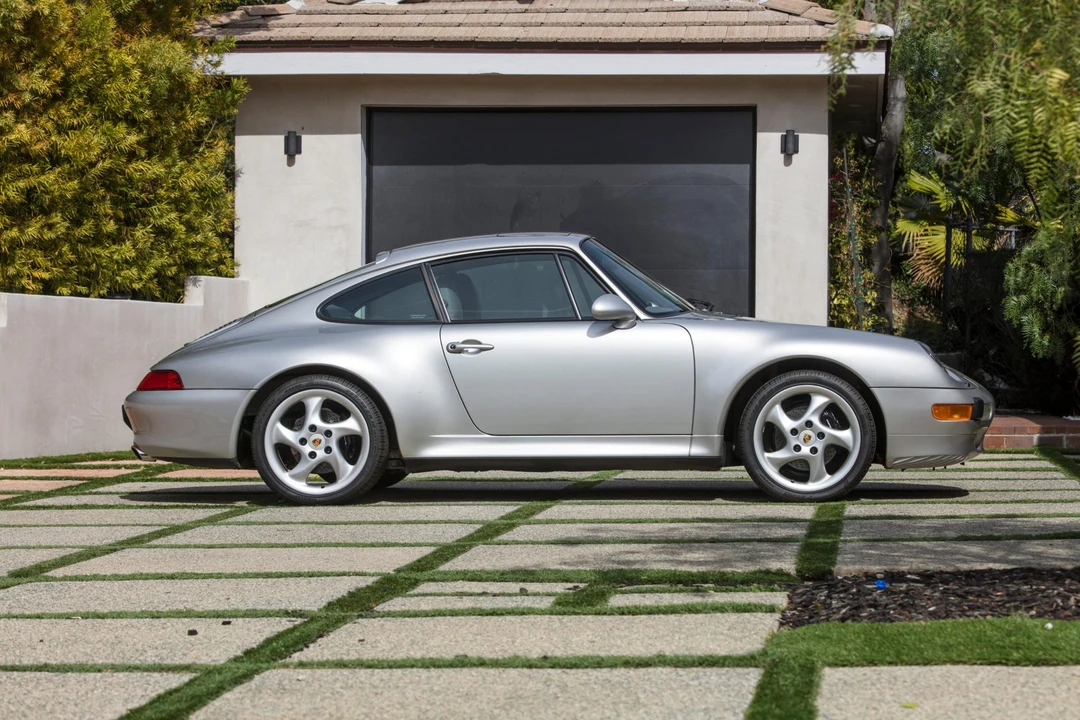1998 Porsche 993 Carrera - Image 28 of 31