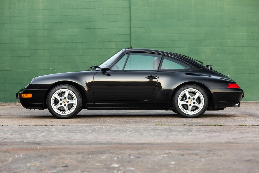 1998 Porsche 993 Carrera - Image 12 of 31