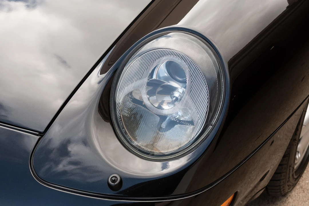 1998 Porsche 993 Carrera - Image 18 of 31