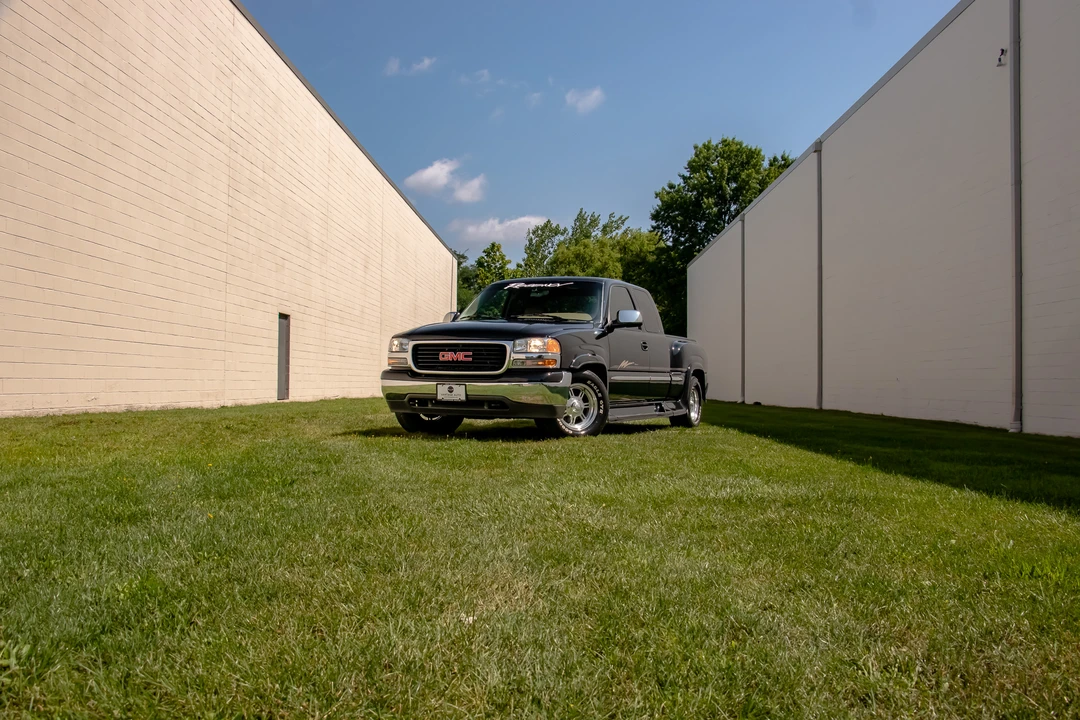 1999 GMC Sierra 2nd Gen - Image 4 of 31