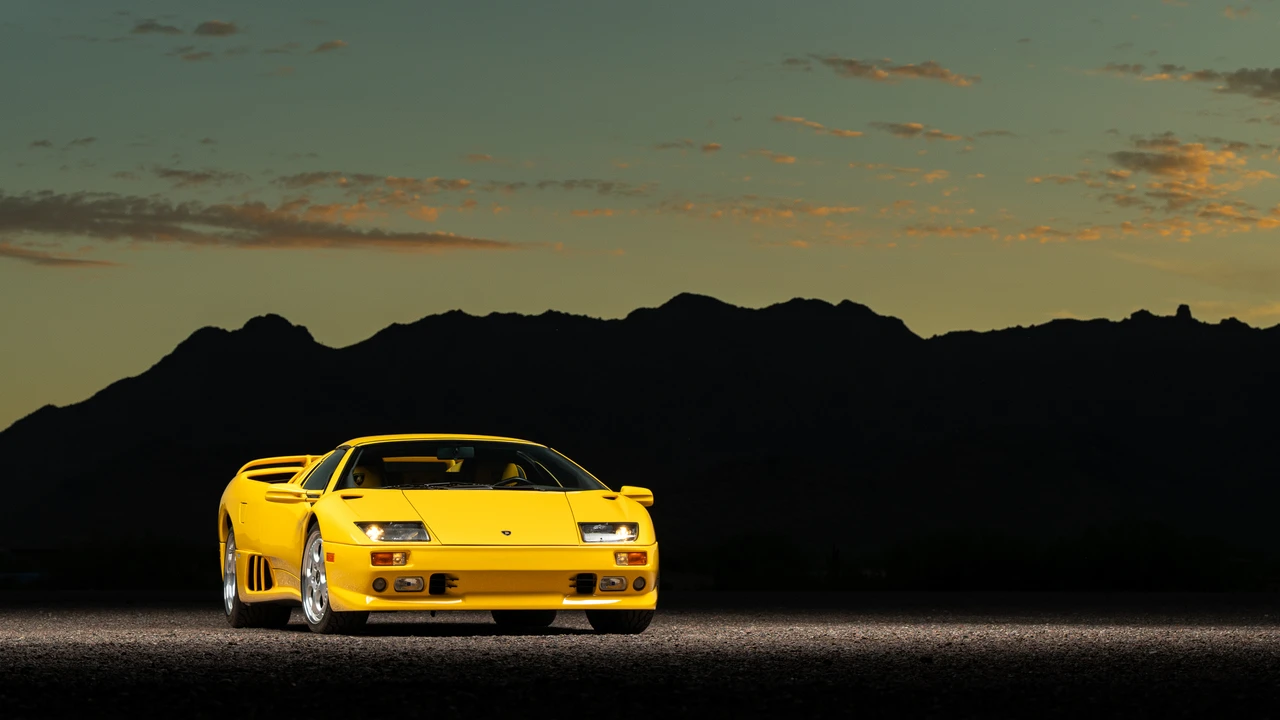 1999 Lamborghini Diablo VT - Image 12 of 31