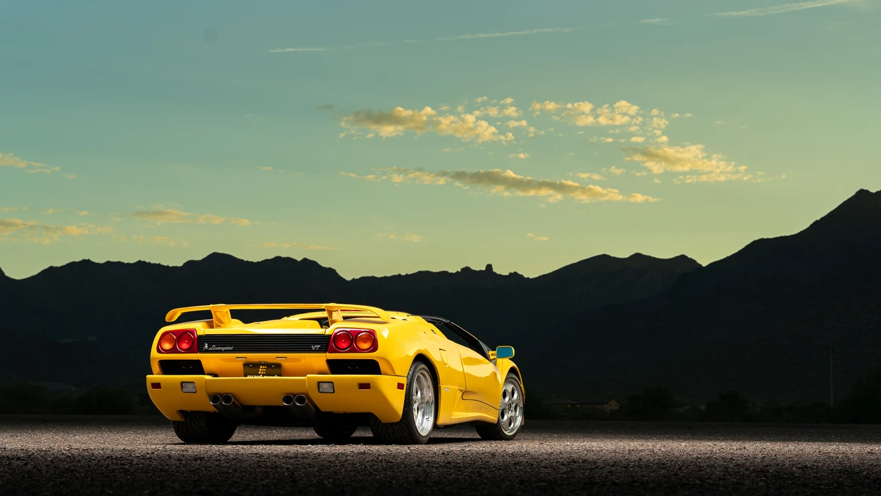 1999 Lamborghini Diablo VT - Image 22 of 31