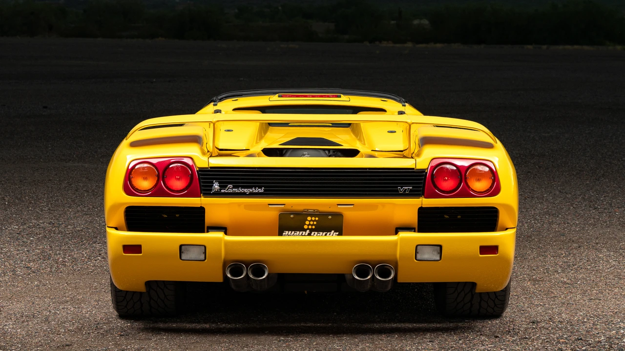 1999 Lamborghini Diablo VT - Image 26 of 31