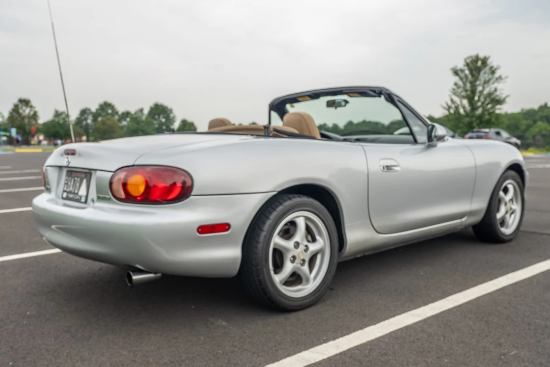 1999 Mazda NB MX-5 Miata - Image 6 of 31
