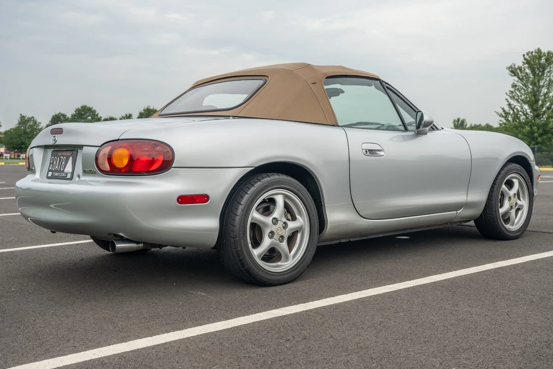1999 Mazda NB MX-5 Miata - Image 14 of 31