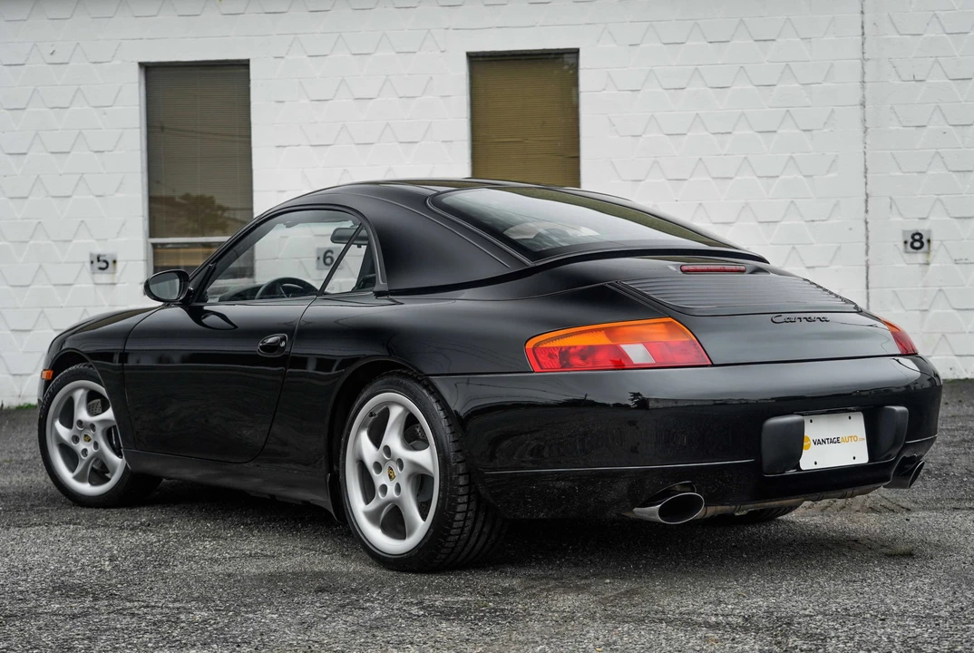 1999 Porsche 996 Carrera - Image 12 of 31