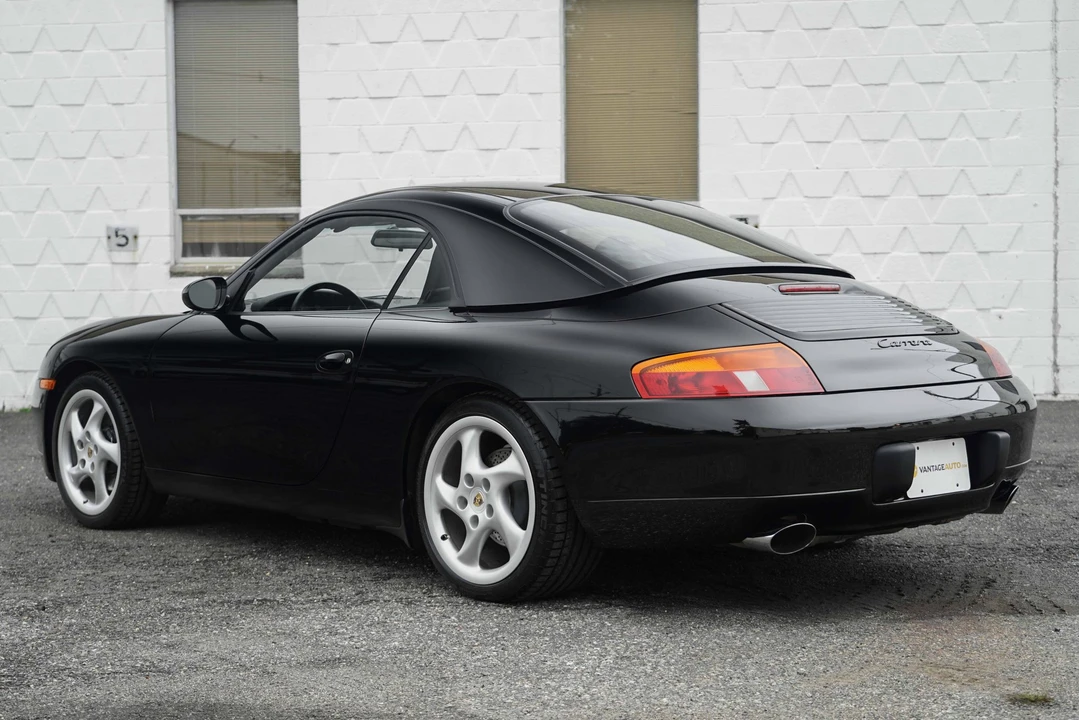 1999 Porsche 996 Carrera - Image 11 of 31