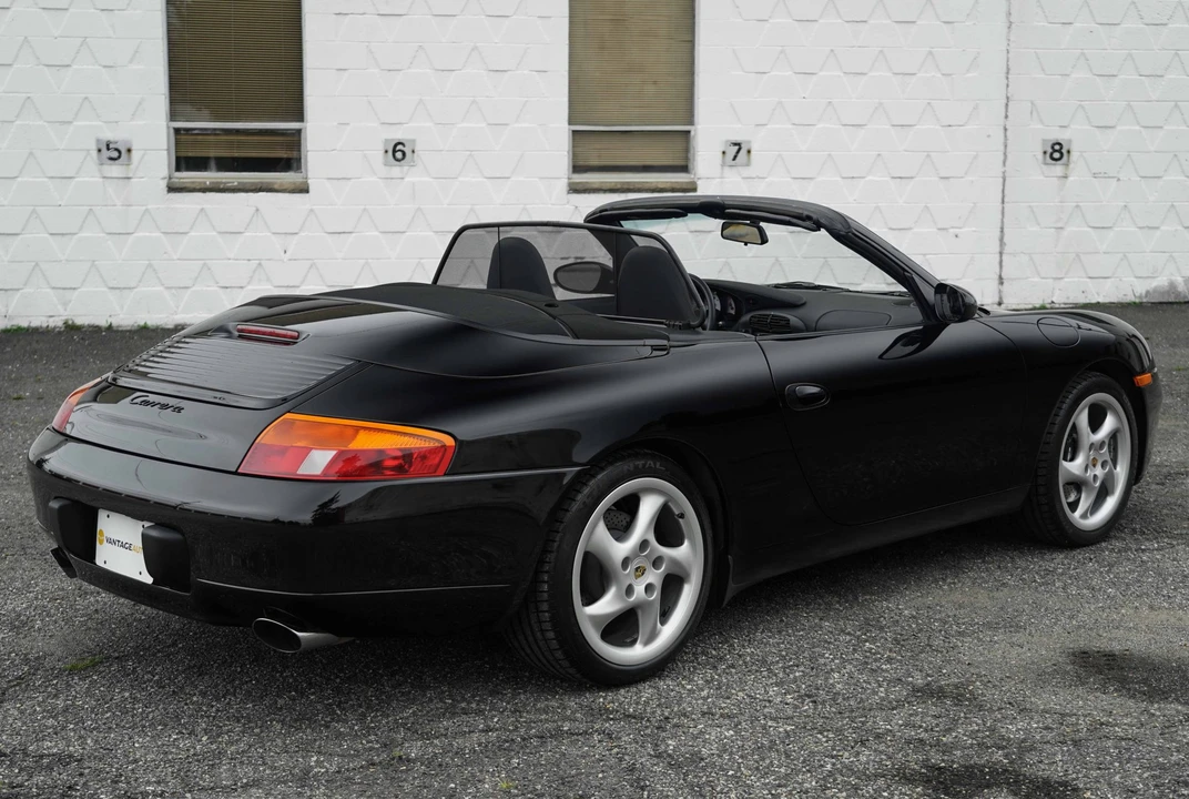 1999 Porsche 996 Carrera - Image 22 of 31