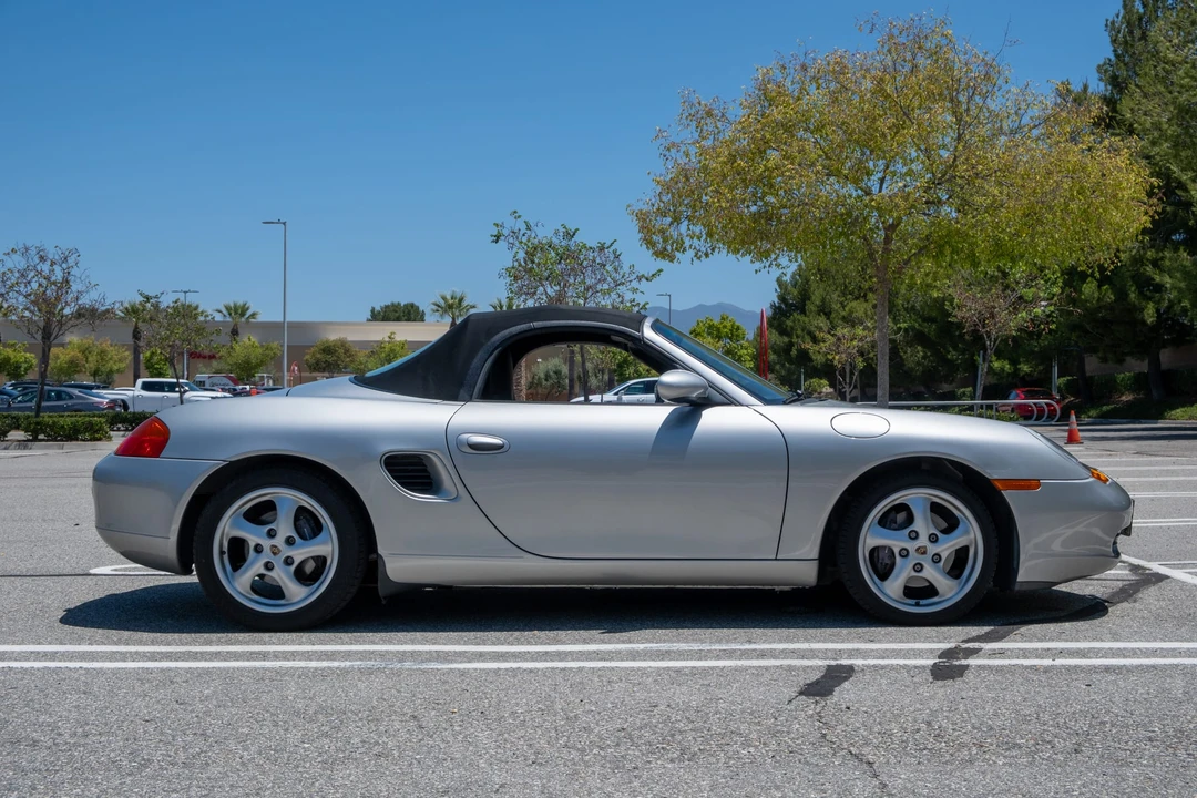 1999 Porsche 986 Boxster - Image 27 of 31