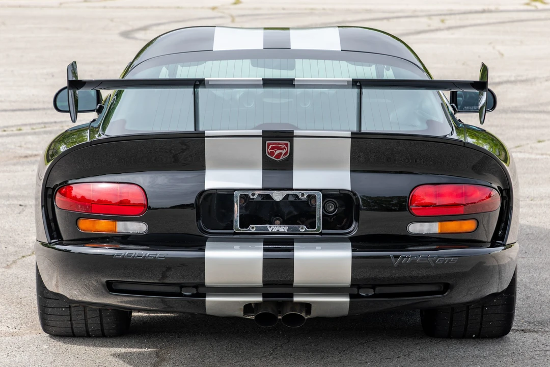 2000 Dodge Viper GTS 2nd Gen - Image 4 of 31