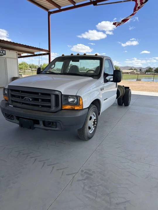 2000 Ford Super Duty 1st Gen - Image 3 of 31