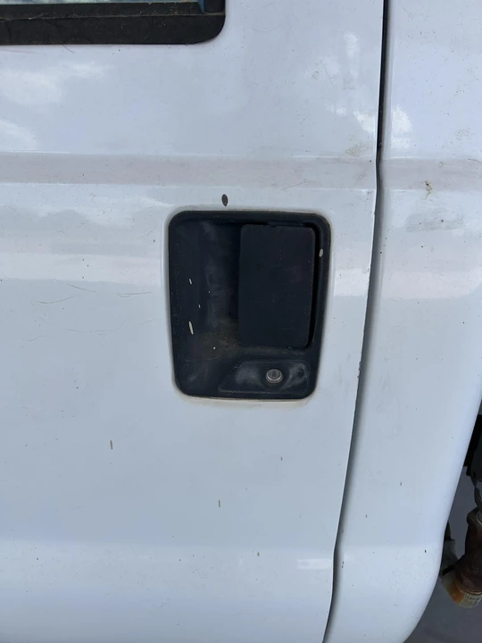 2000 Ford Super Duty 1st Gen - Image 16 of 31