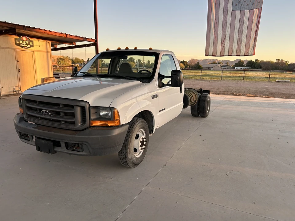 2000 Ford Super Duty 1st Gen - Image 13 of 31