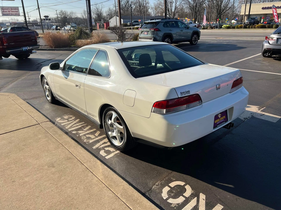 2000 Honda Prelude 5th Gen - Image 11 of 31