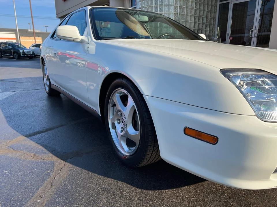 2000 Honda Prelude 5th Gen - Image 13 of 31