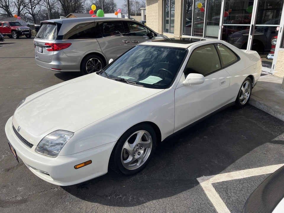 2000 Honda Prelude 5th Gen - Image 2 of 31