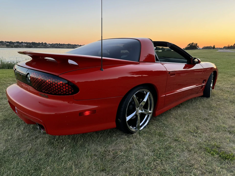 2000 Pontiac Firebird Trans Am 4th Gen - Image 11 of 31