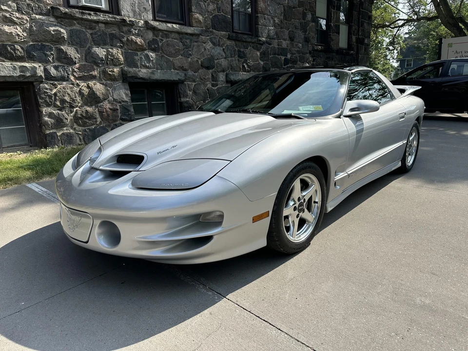 2000 Pontiac Firebird Trans Am 4th Gen - Image 2 of 31