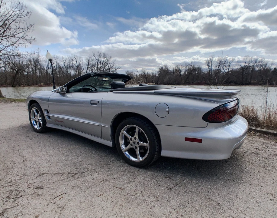 2000 Pontiac Firebird Trans Am 4th Gen - Image 11 of 31
