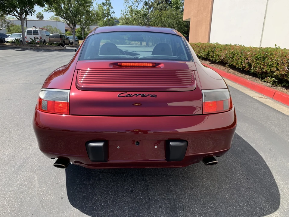2000 Porsche 996 Carrera - Image 30 of 31