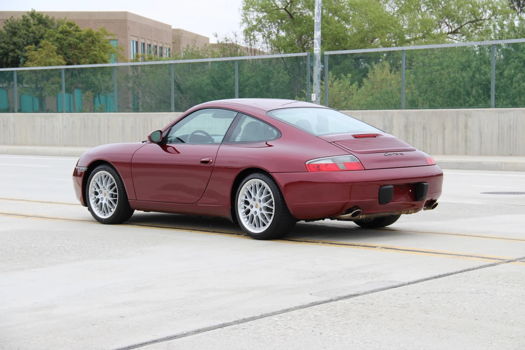 2000 Porsche 996 Carrera - Image 12 of 31
