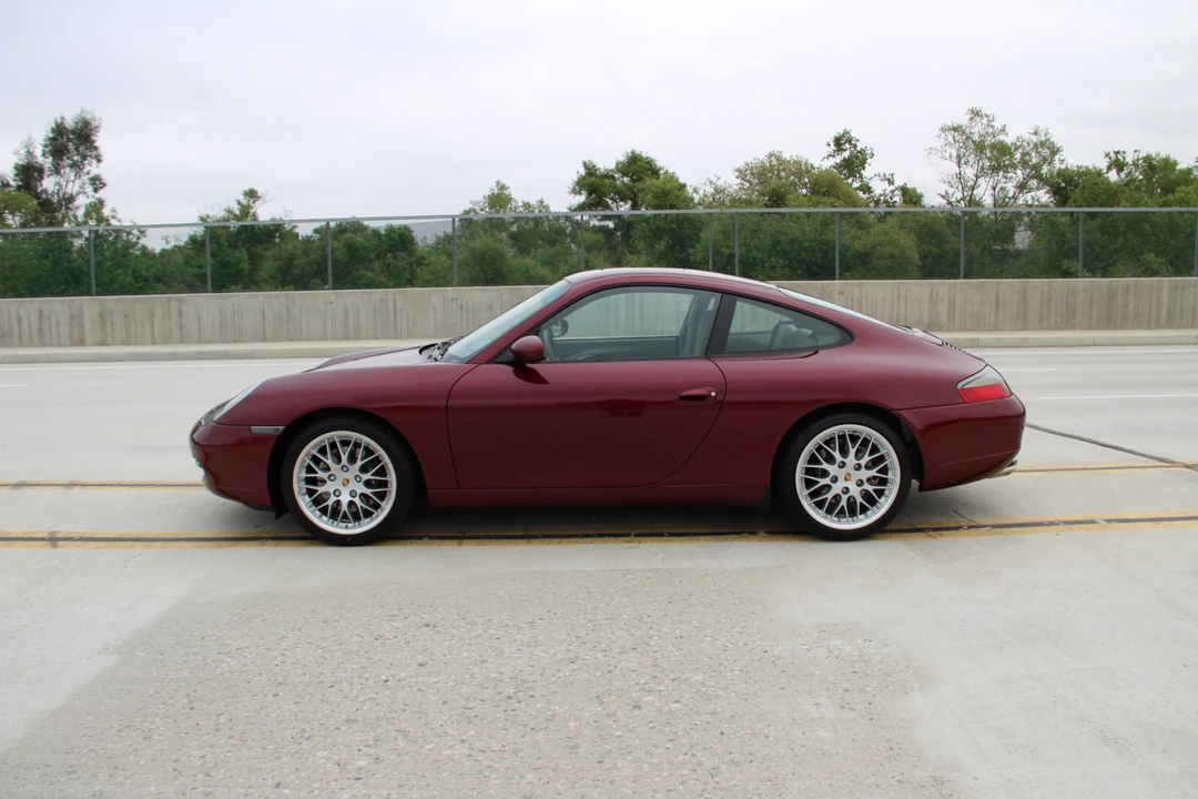 2000 Porsche 996 Carrera - Image 9 of 31