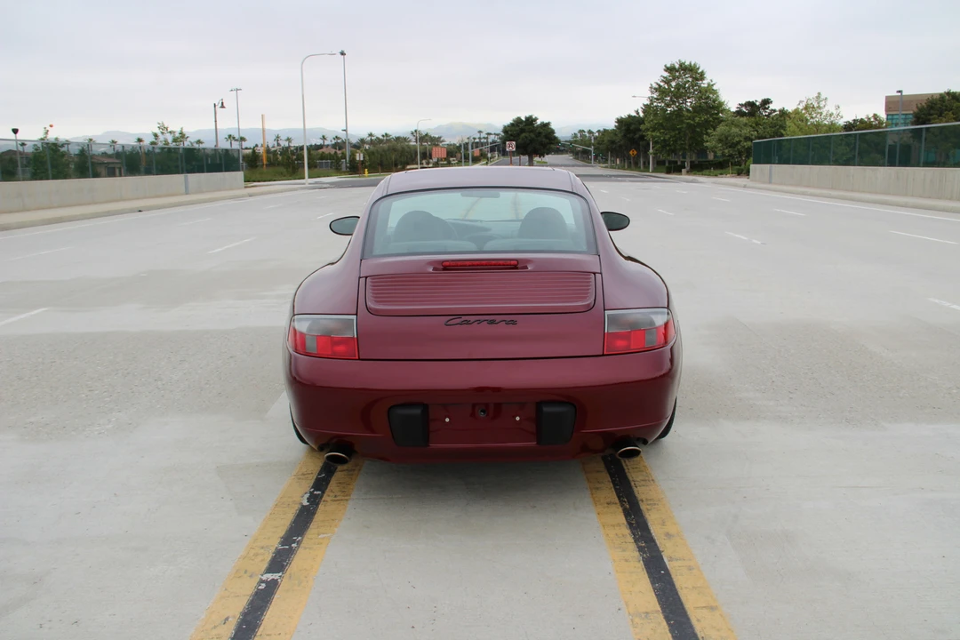 2000 Porsche 996 Carrera - Image 17 of 31
