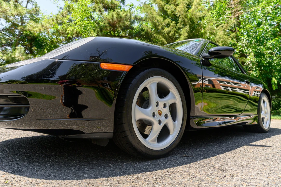 2000 Porsche 996 Carrera - Image 25 of 31