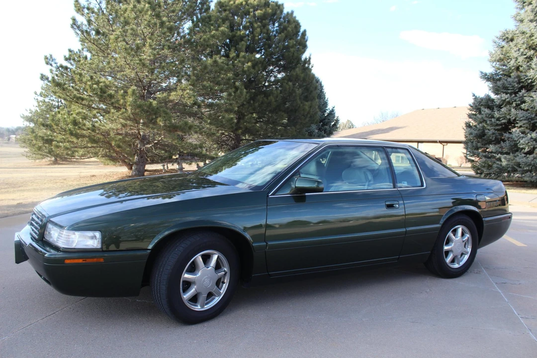 2001 Cadillac Eldorado 12th Gen - Image 12 of 31