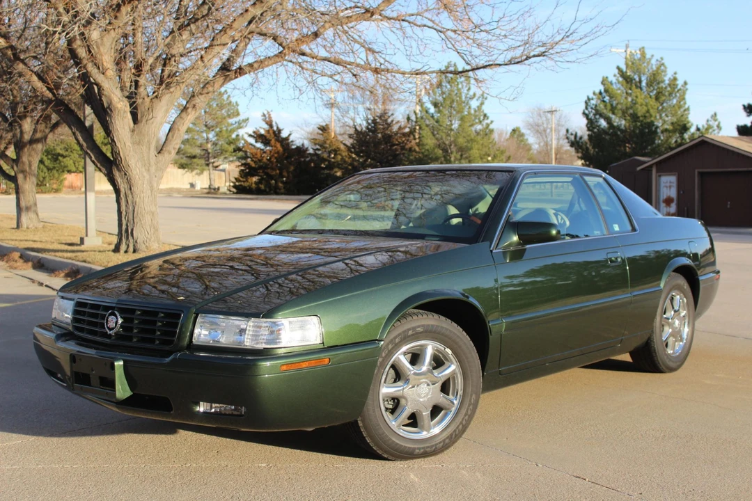 2001 Cadillac Eldorado 12th Gen - Image 13 of 31