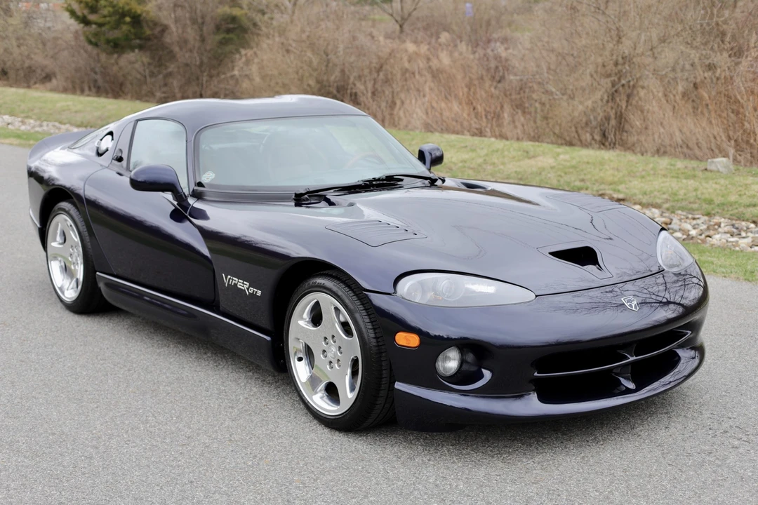 2001 Dodge Viper GTS 2nd Gen - Image 13 of 31