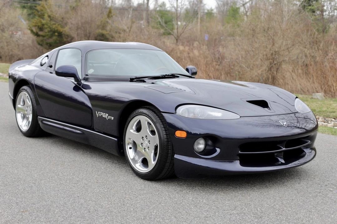2001 Dodge Viper GTS 2nd Gen - Image 14 of 31