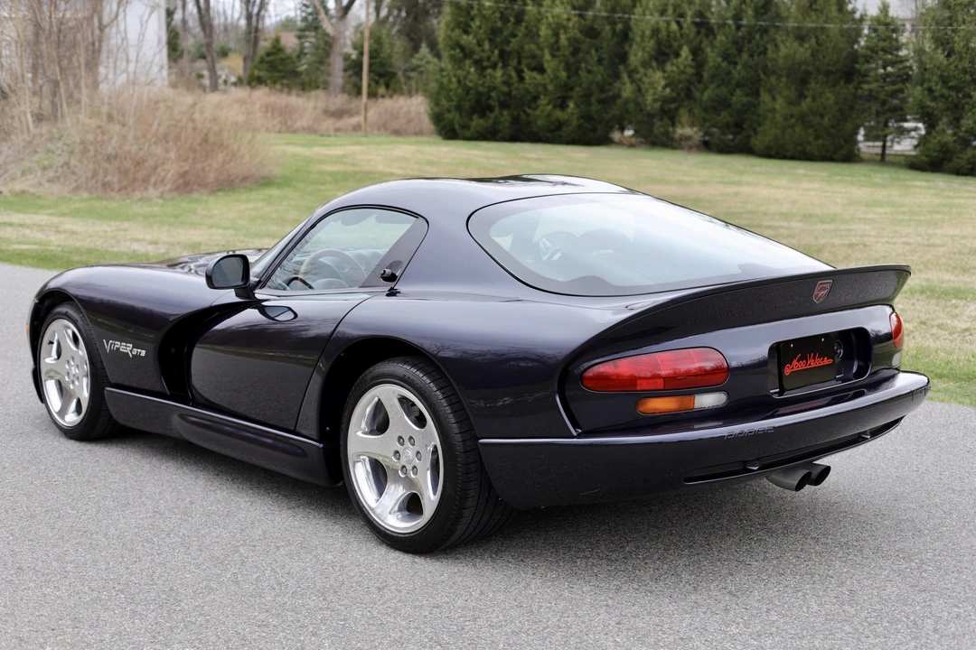 2001 Dodge Viper GTS 2nd Gen - Image 28 of 31